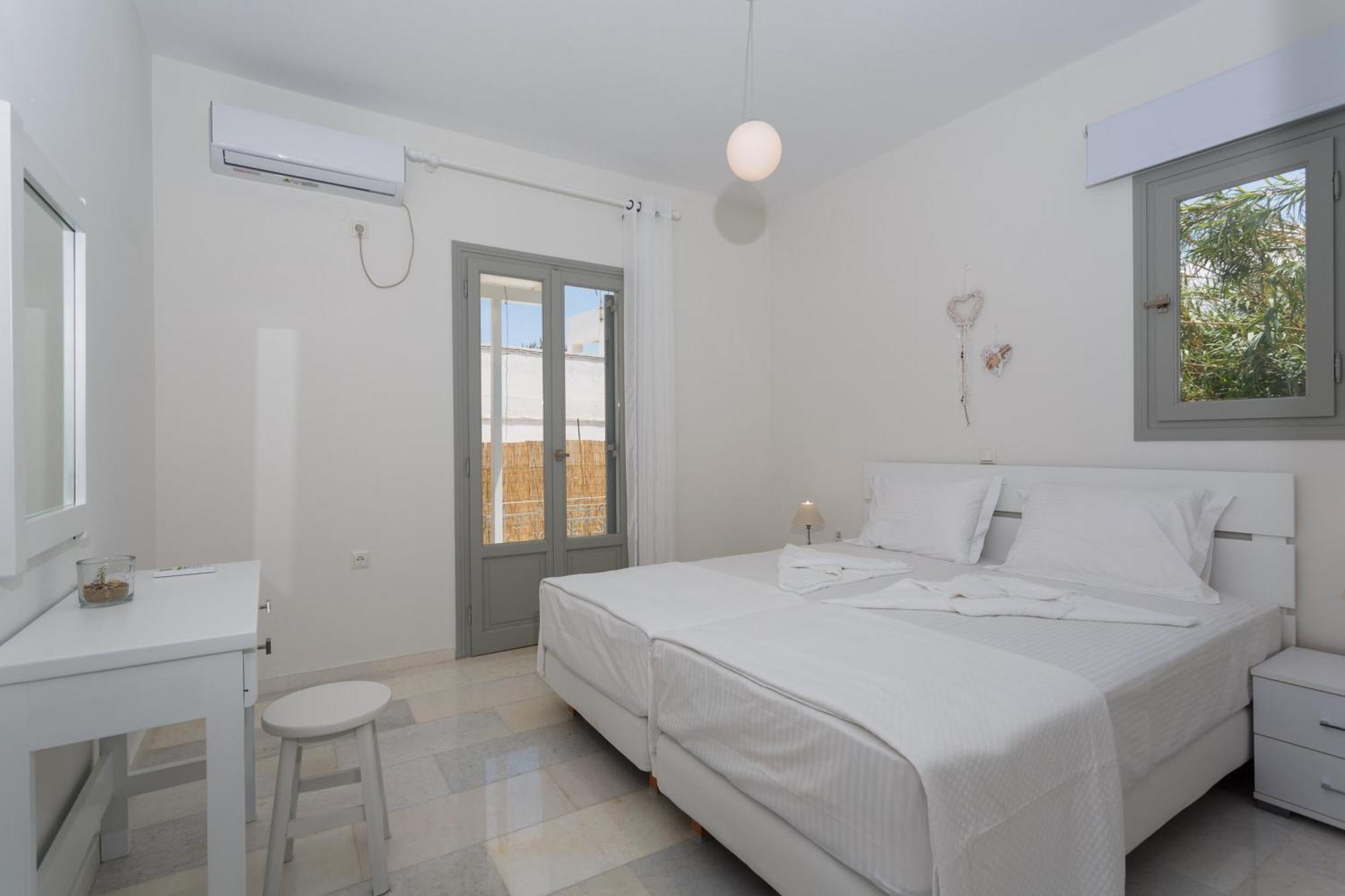 Heart Of Paros Apartments 外观 照片