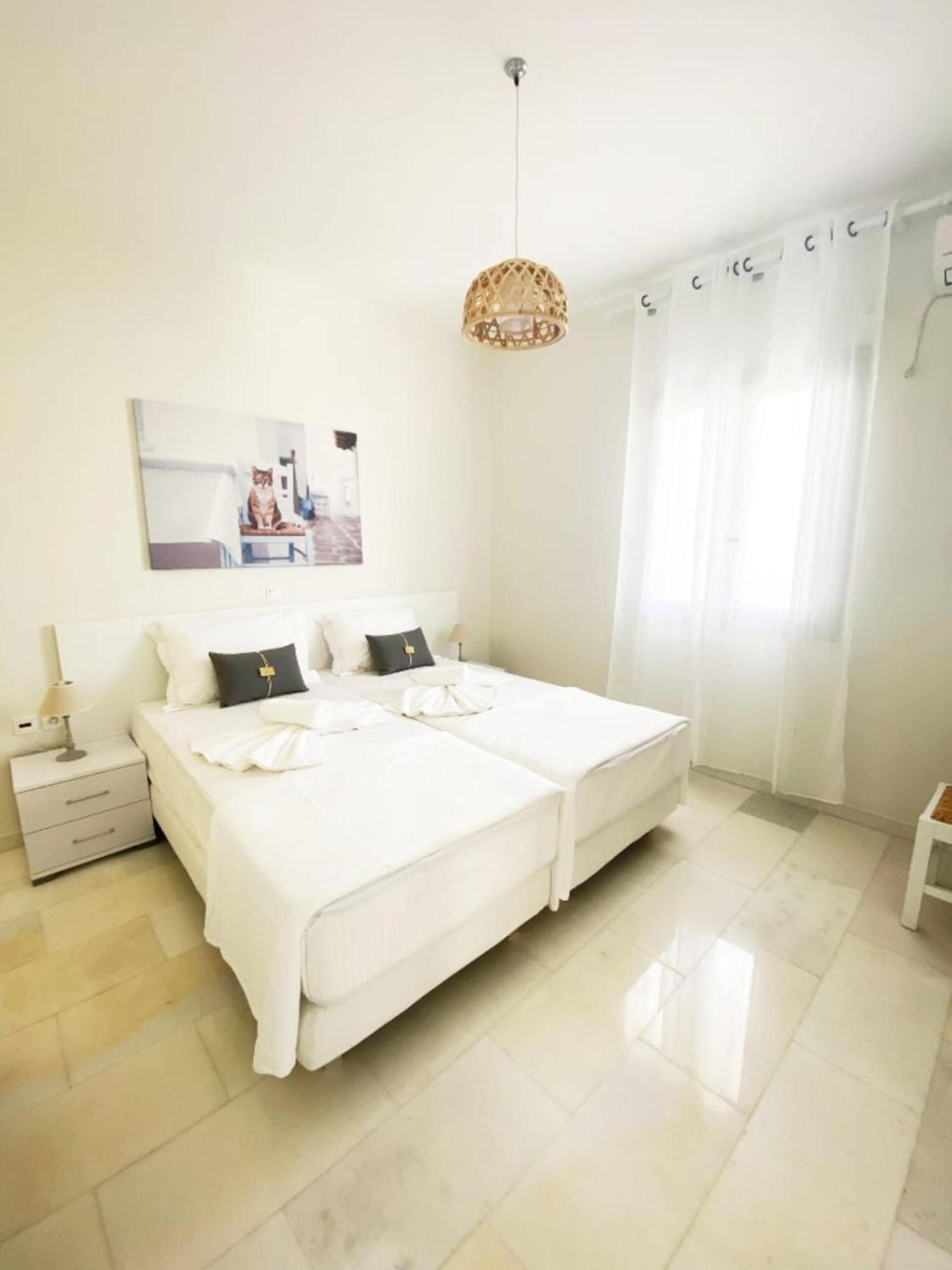 Heart Of Paros Apartments 外观 照片