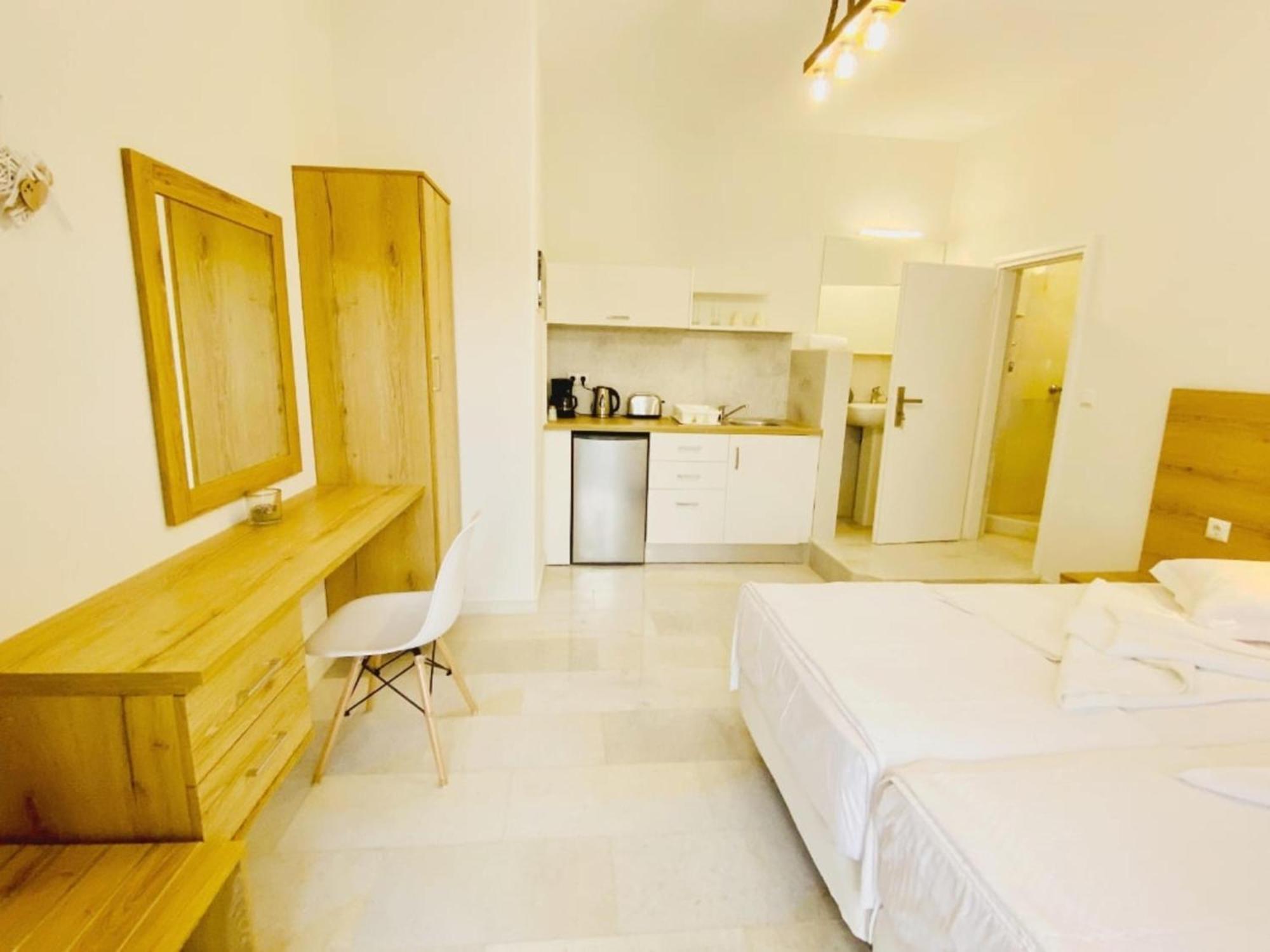 Heart Of Paros Apartments 外观 照片