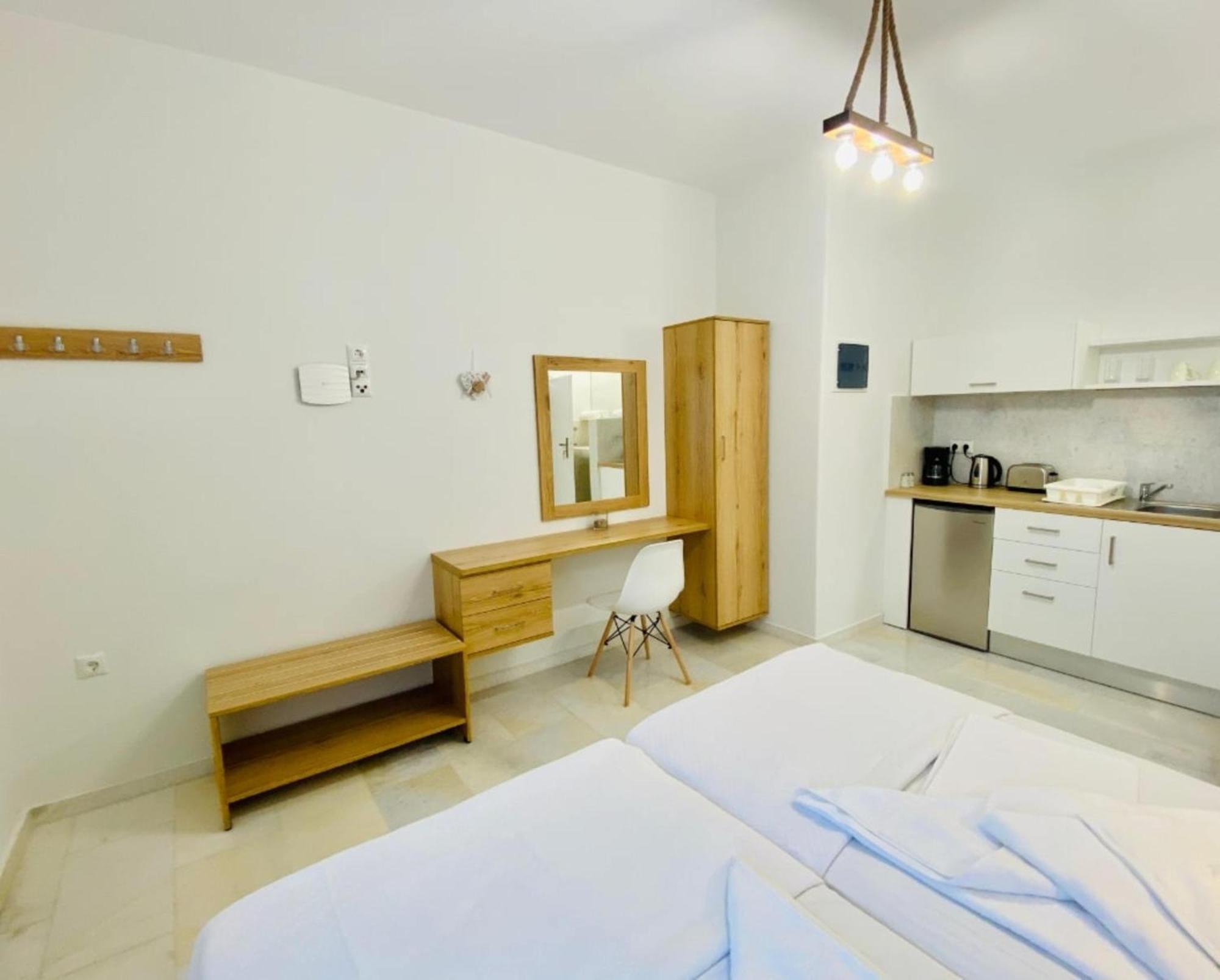 Heart Of Paros Apartments 外观 照片